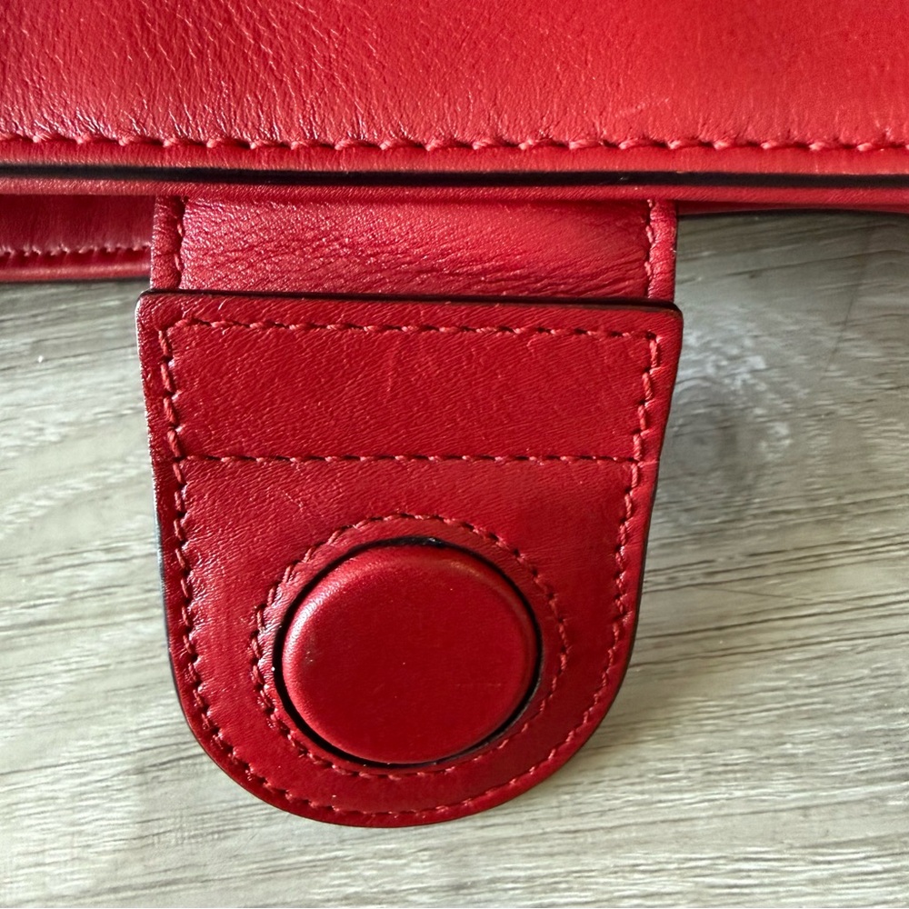 Gucci Red Leather Tote with Embossed GG and Gold Chain Handles - Picture 7 of 16